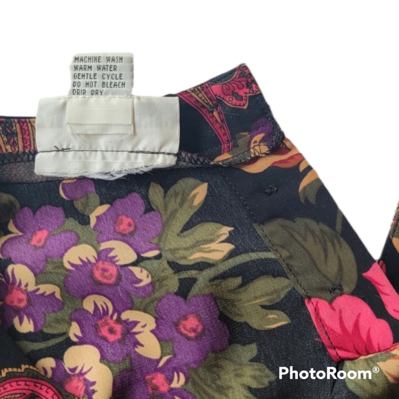 Beautiful Floral and Paisley Alfred Dunner Matching Skirt and Blouse Set - Picture 16 of 16